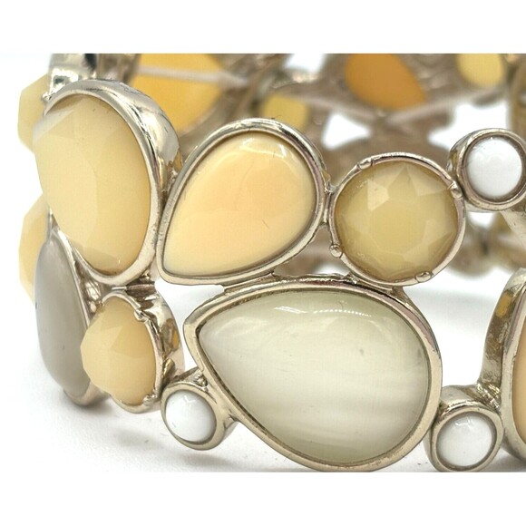 Banana Republic Vanilla‎ Stretch Beaded Bracelet Goldtone Hardware One Size NWT - Picture 4 of 8